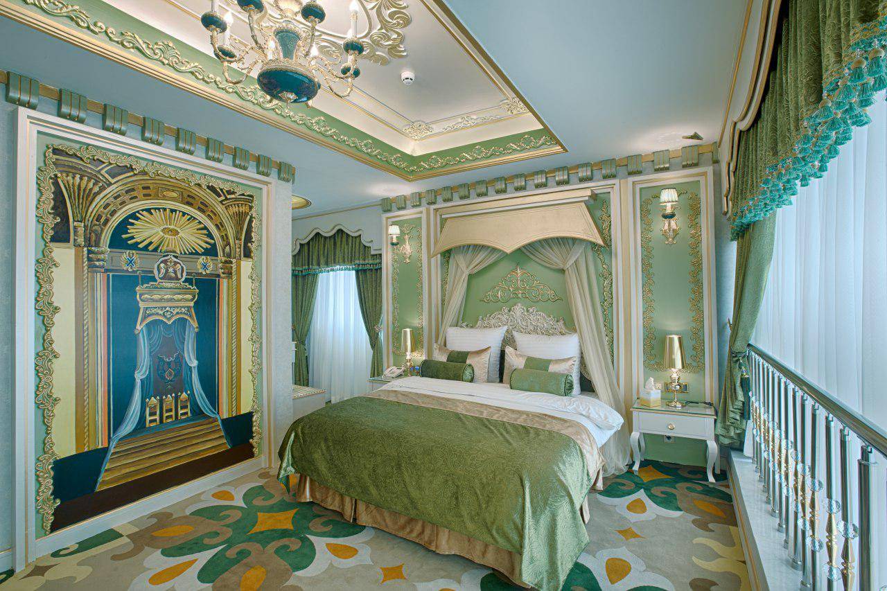 Ett rum i Almas Hotel 2 i Mashhad